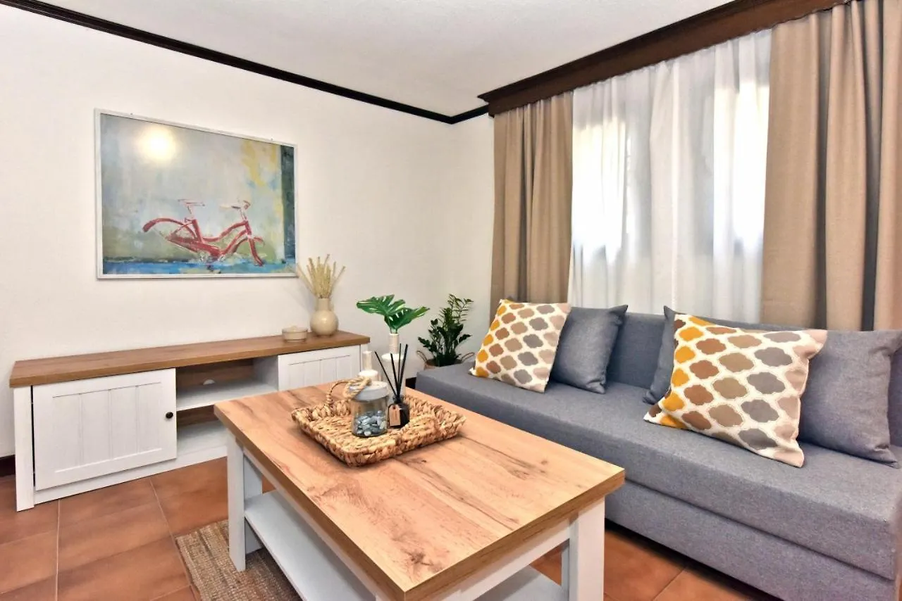 Country house Ares Garden House - Nea Moudania Halkidiki Guest House