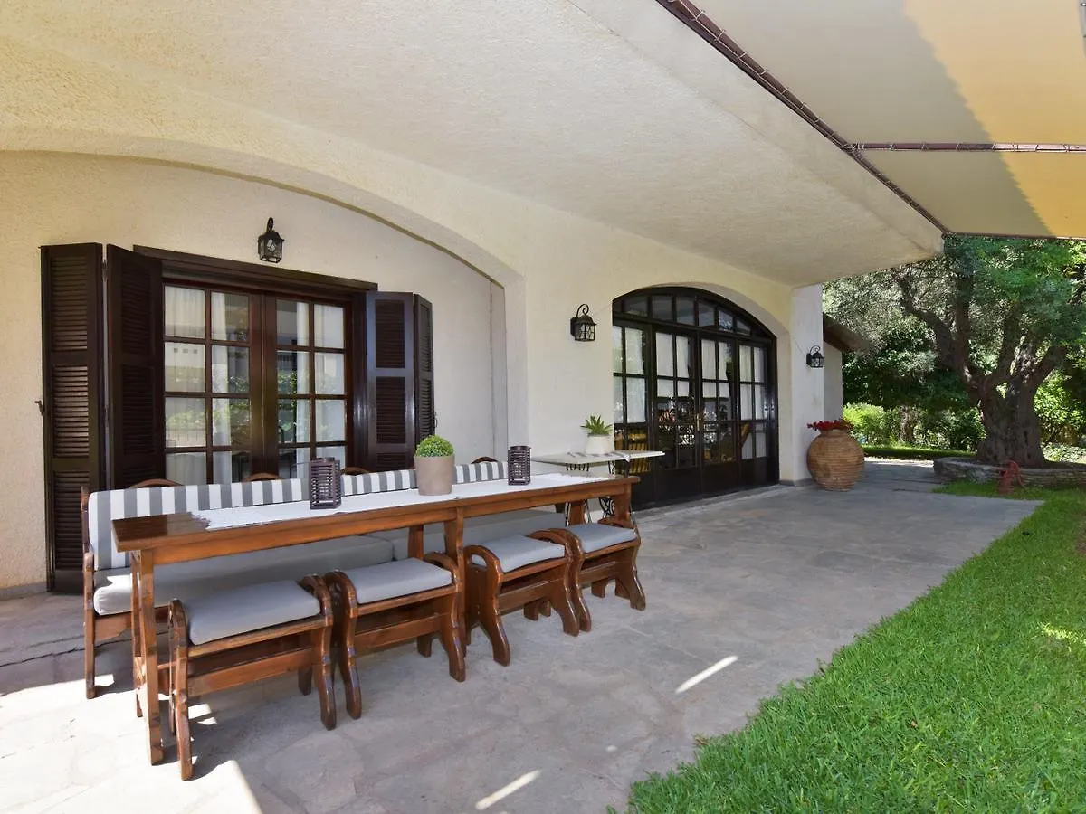 Ares Garden House - Nea Moudania Halkidiki Guest House Country house
