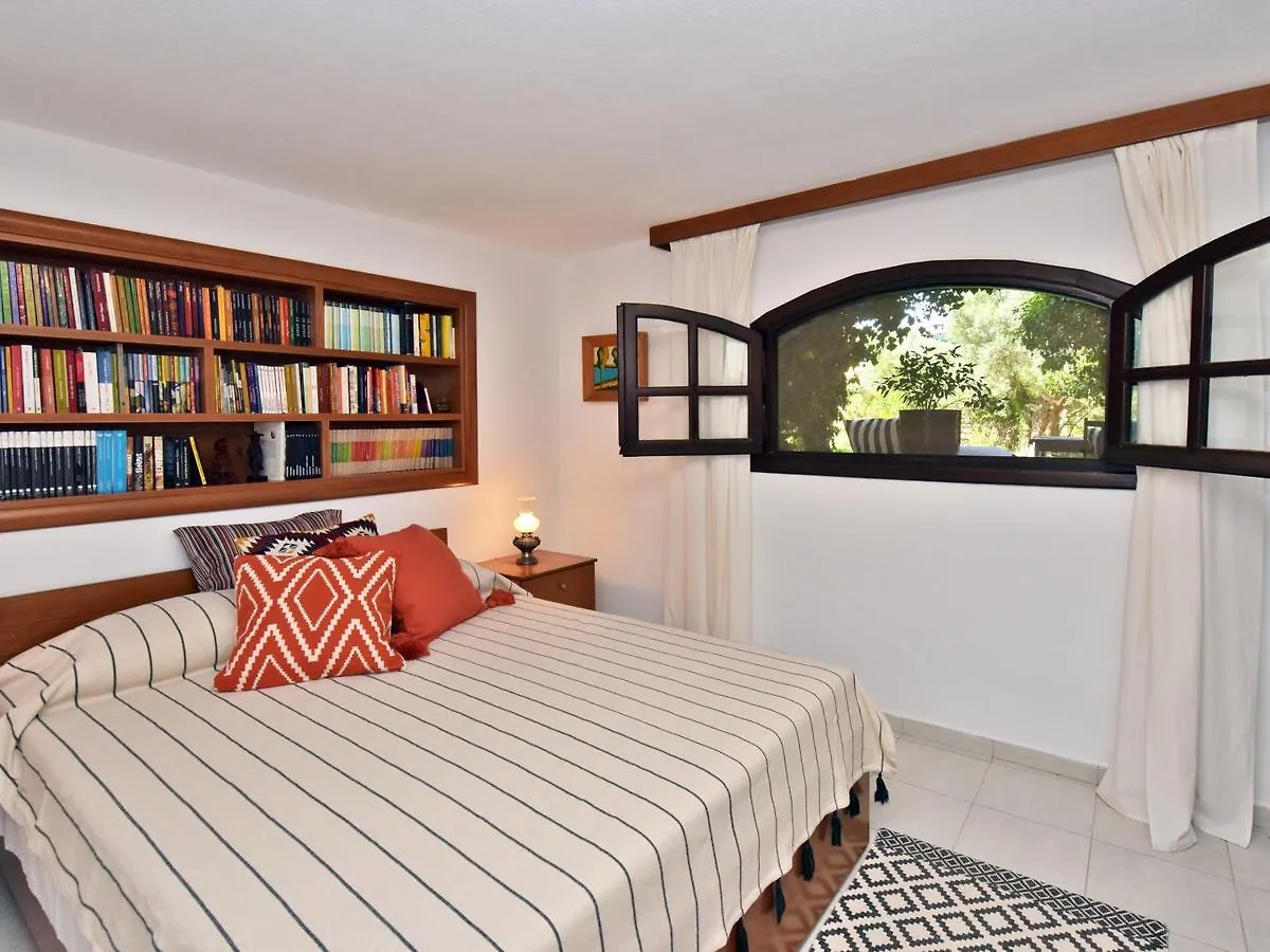 Country house Ares Garden House - Nea Moudania Halkidiki Guest House
