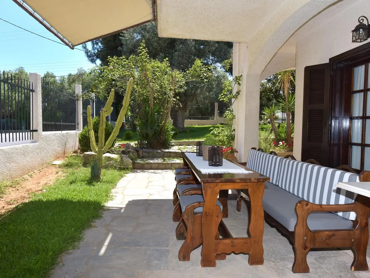 Country house Ares Garden House - Nea Moudania Halkidiki Guest House Greece