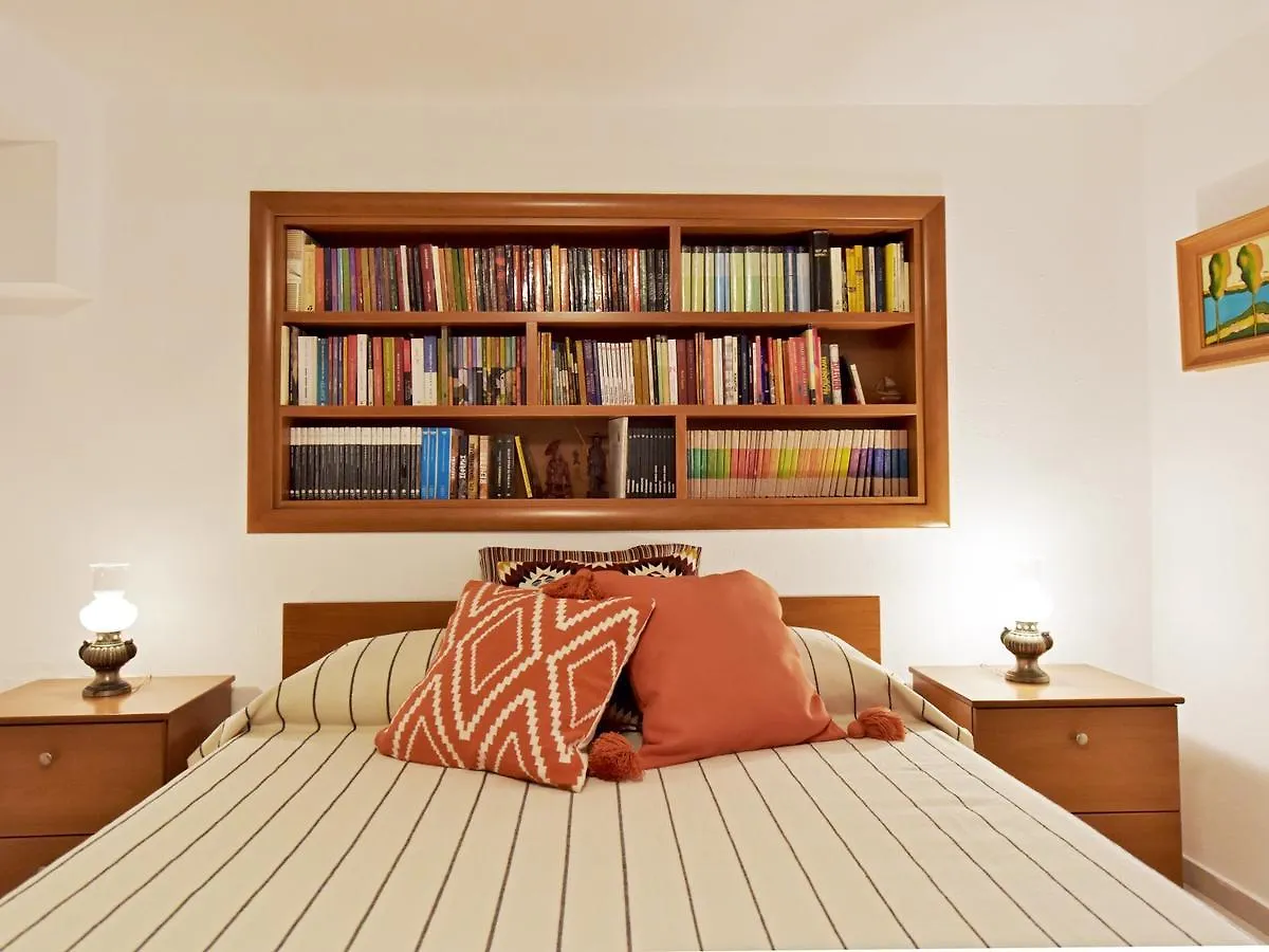 Ares Garden House - Nea Moudania Halkidiki Guest House 0*,  Greece