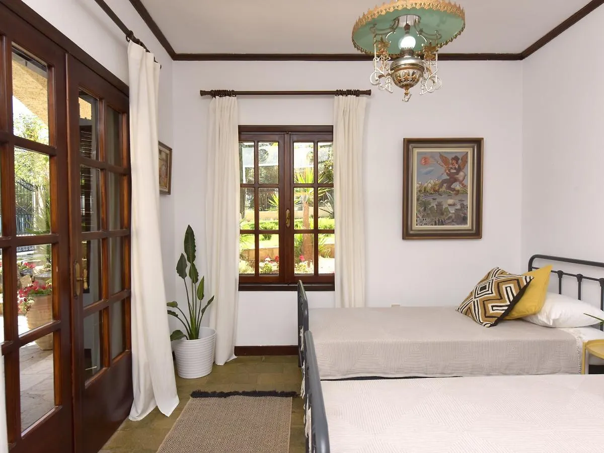 Country house Ares Garden House - Nea Moudania Halkidiki Guest House