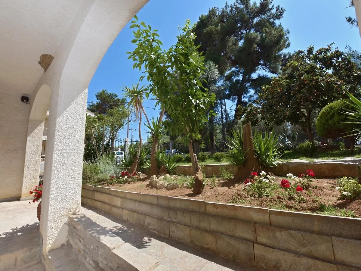 Ares Garden House - Nea Moudania Halkidiki Guest House 0*,