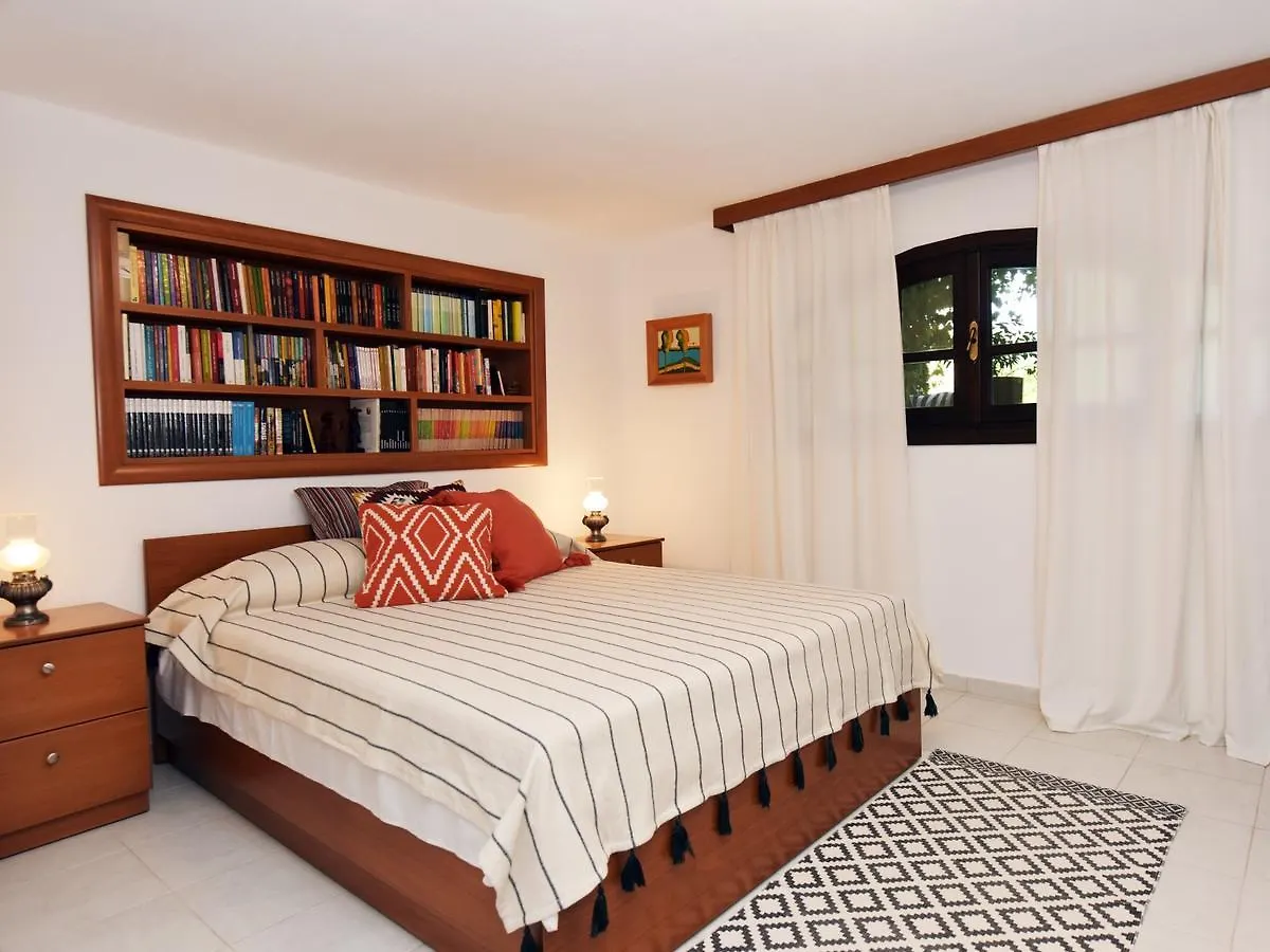 Ares Garden House - Nea Moudania Halkidiki Guest House