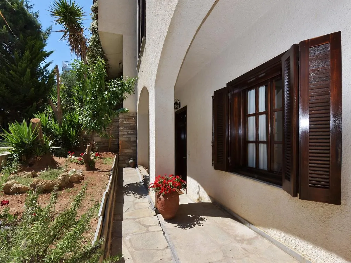 Ares Garden House - Nea Moudania Halkidiki Guest House Country house