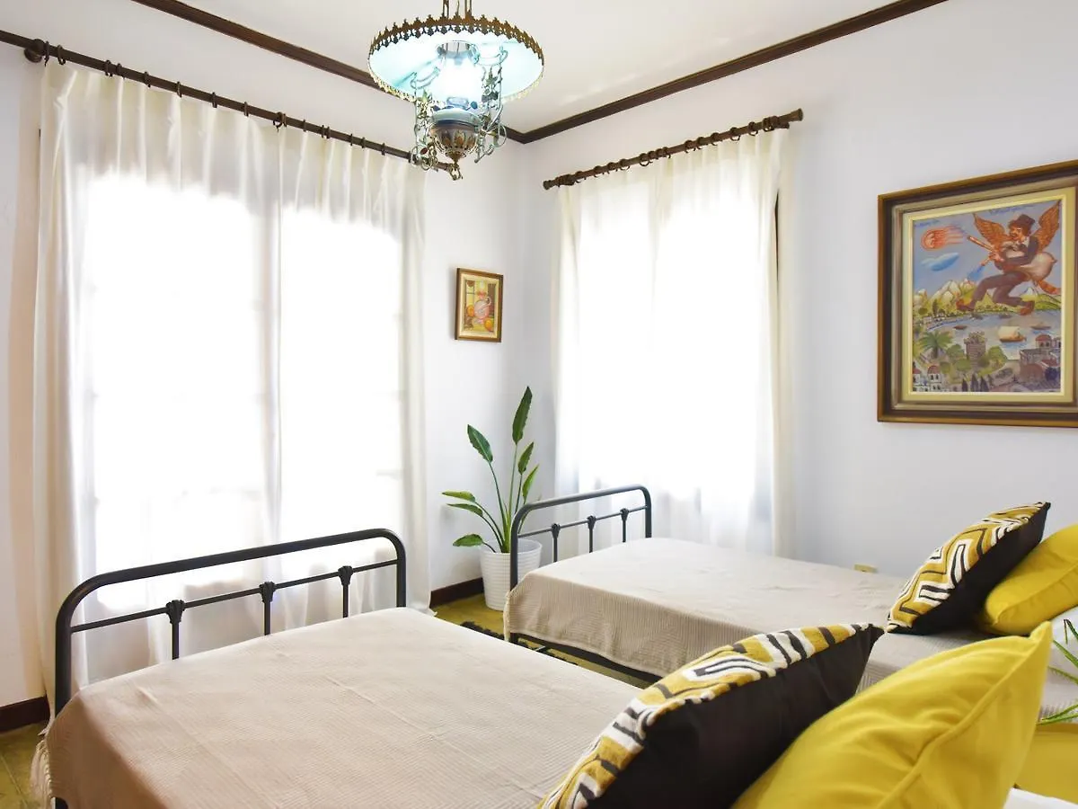 Ares Garden House - Nea Moudania Halkidiki Guest House Greece